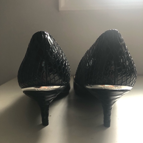 New Calvin Klein Heels | Size 9 - Picture 5 of 7